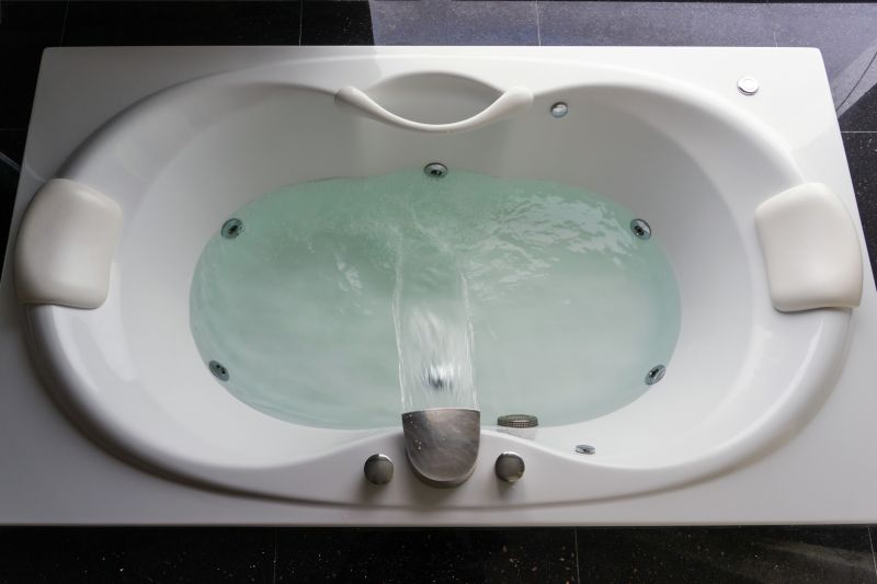 Luxury Spa Bathtub with Jets